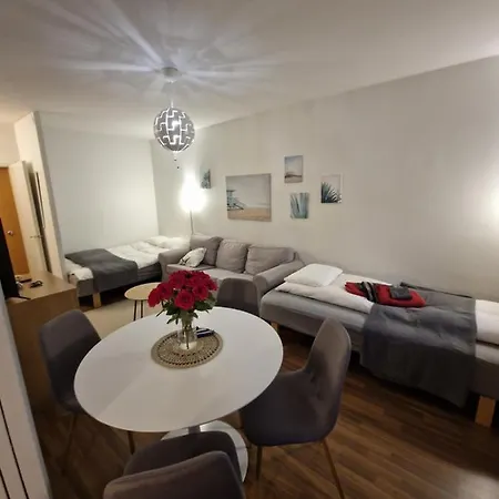 Lovely Apartment, Glazed Balcony And Own Parking Space * Hyvinkää